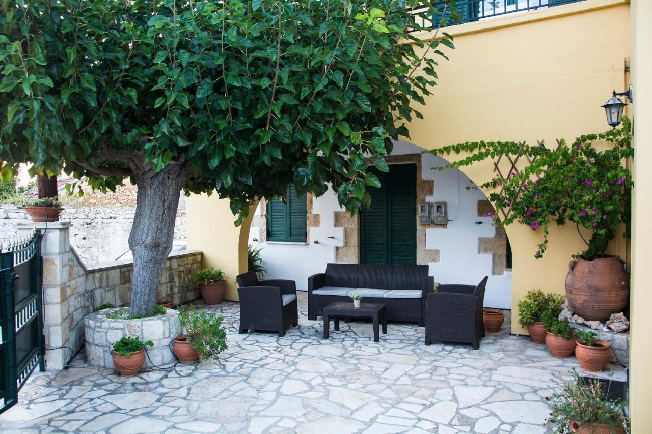 Villa Dimitris Kalamítsion Amigdhálion Kültér fotó
